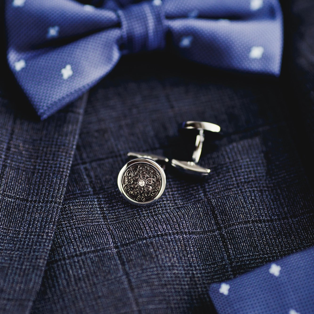 Top 10 Luxury Cufflinks Every Gentleman Should Own